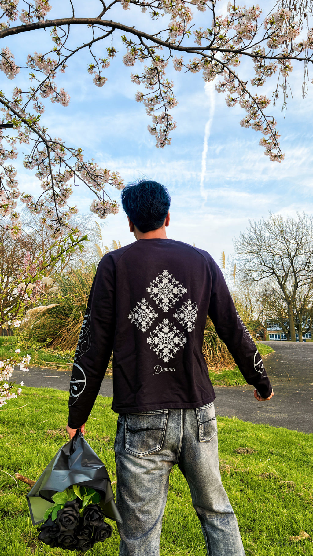 MIDNIGHT BLOOM LONGSLEEVE